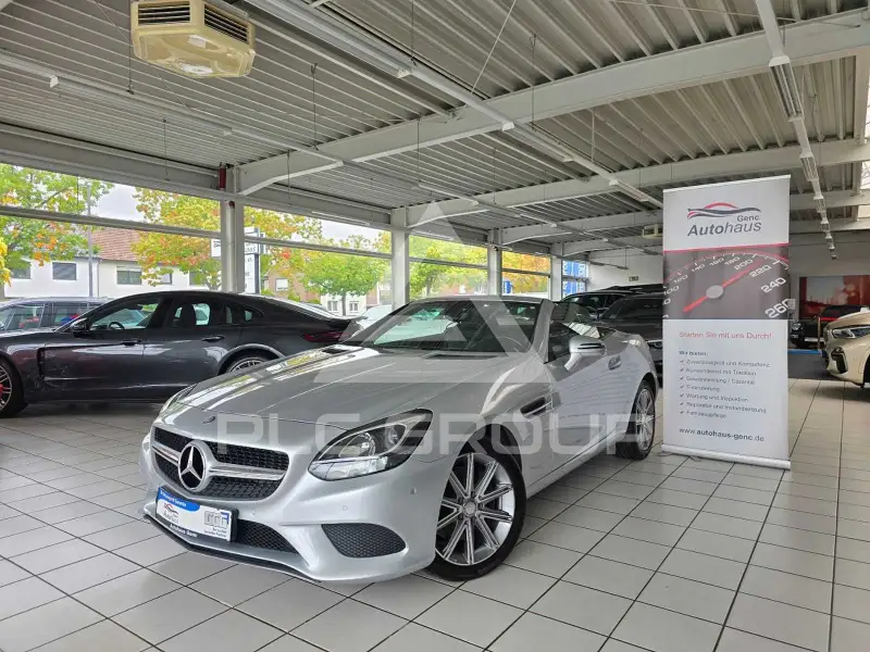 2016 Mercedes Benz SLC 300