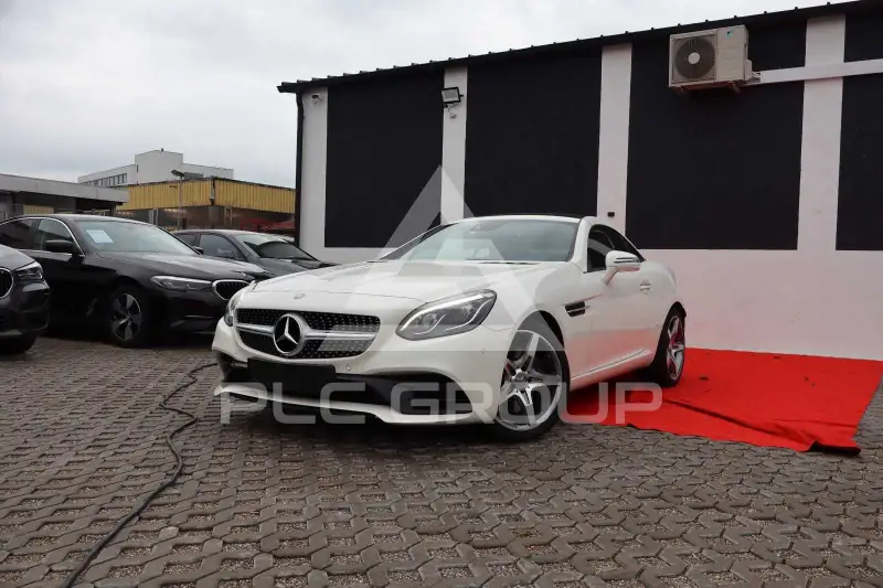 2016 Mercedes Benz SLC 300