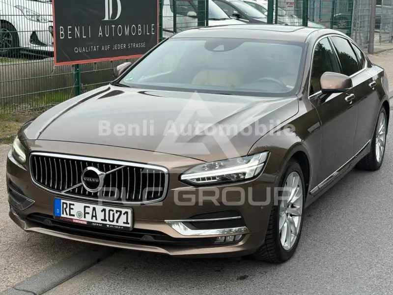 2016 Volvo S90