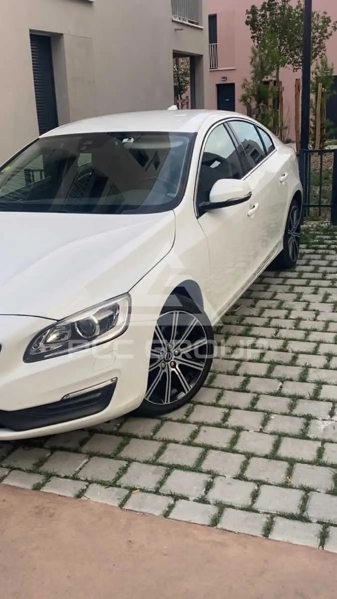 2016 Volvo S60