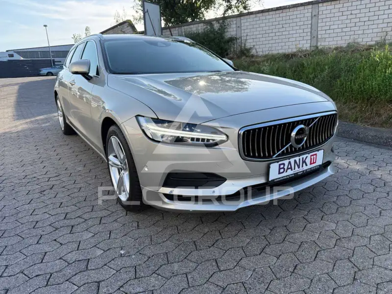 2016 Volvo V90