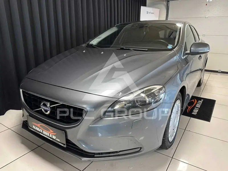 2016 Volvo V40