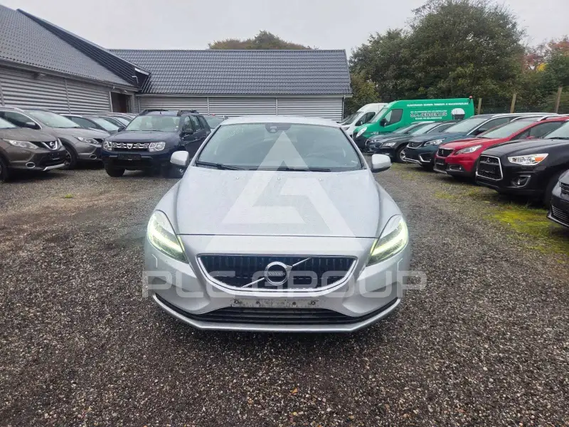 2016 Volvo V40