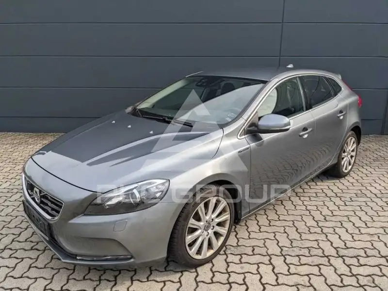 2016 Volvo V40