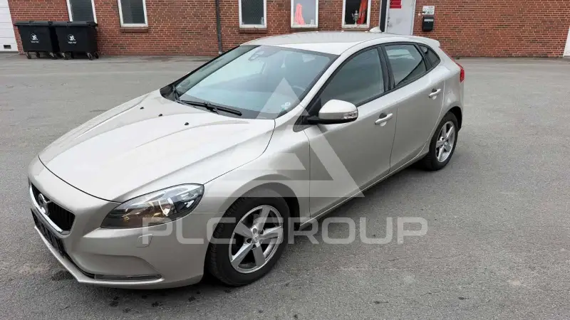 2016 Volvo V40