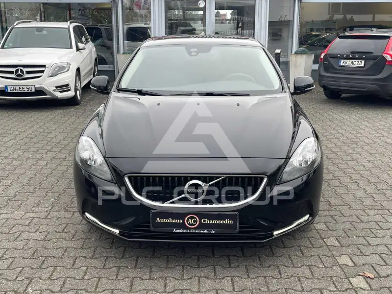 2016 Volvo V40
