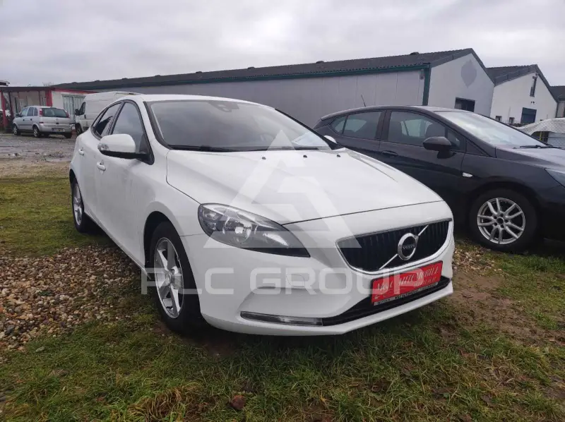 2016 Volvo V40