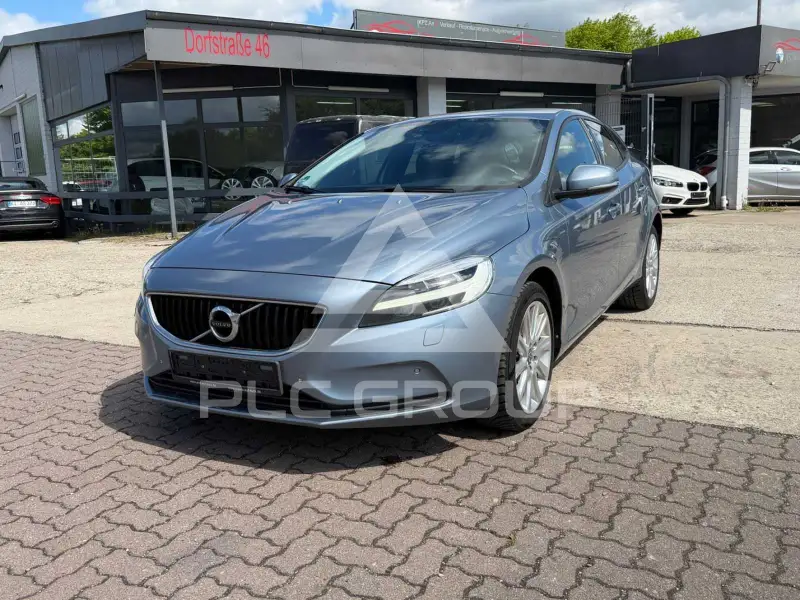 2016 Volvo V40