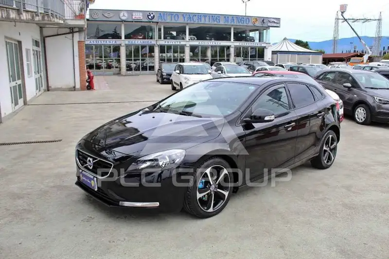 2016 Volvo V40