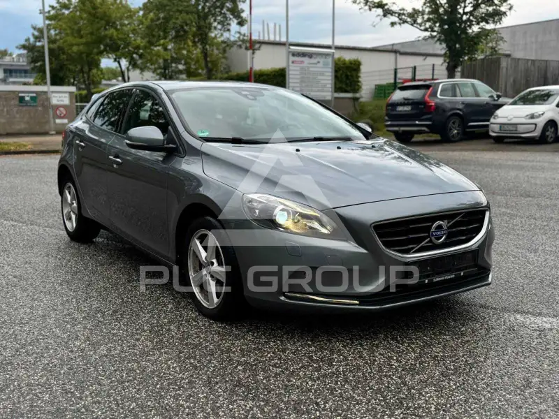 2016 Volvo V40
