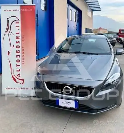 2016 Volvo V40