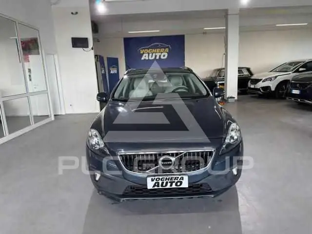 2016 Volvo V40