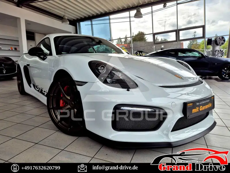 2016 Porsche Cayman