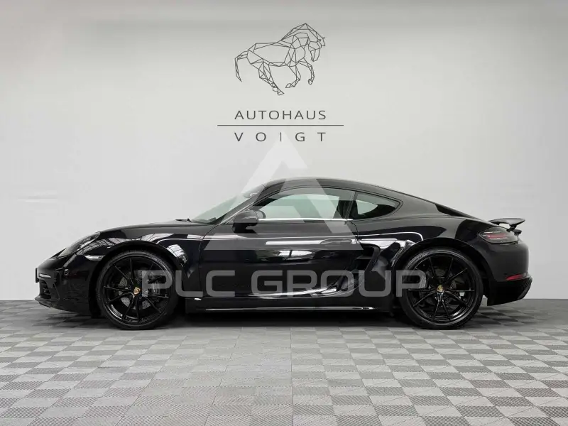 2016 Porsche Cayman