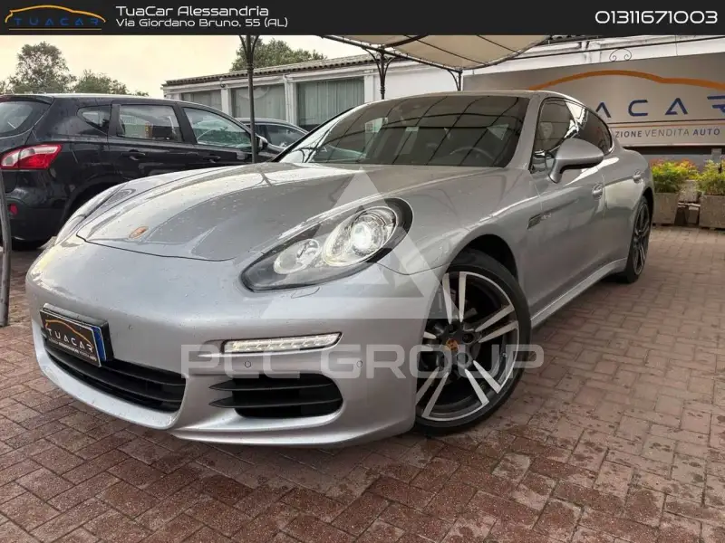2016 Porsche Panamera
