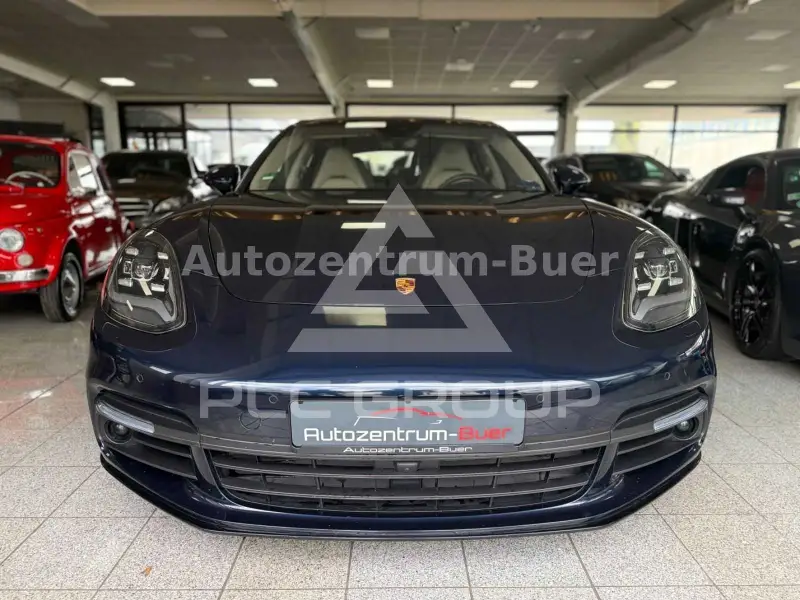 2016 Porsche Panamera