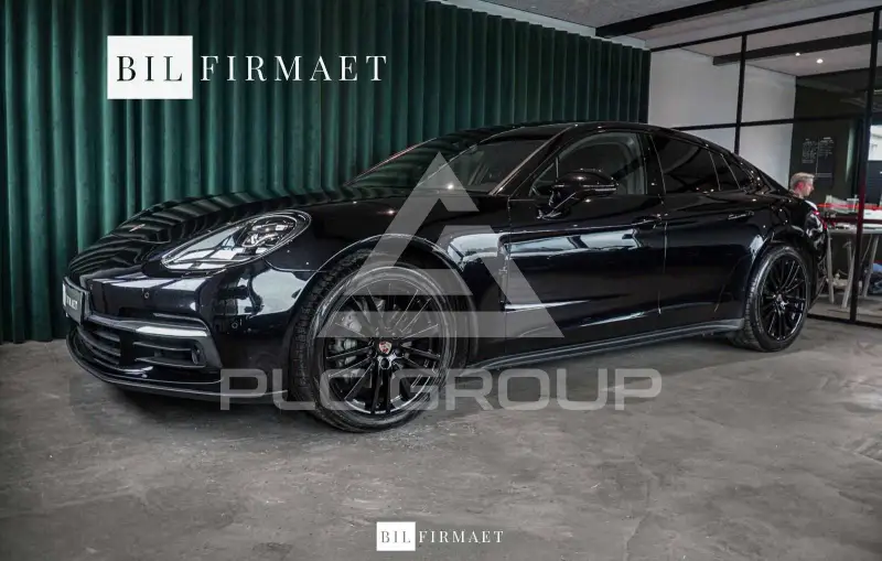 2016 Porsche Panamera
