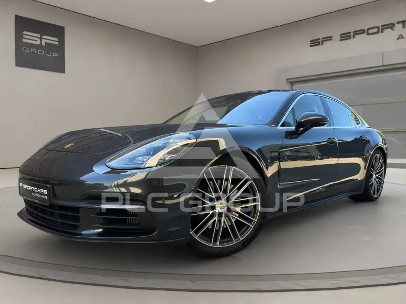 2016 Porsche Panamera