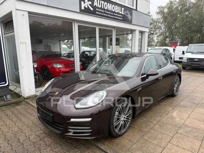 2016 Porsche Panamera
