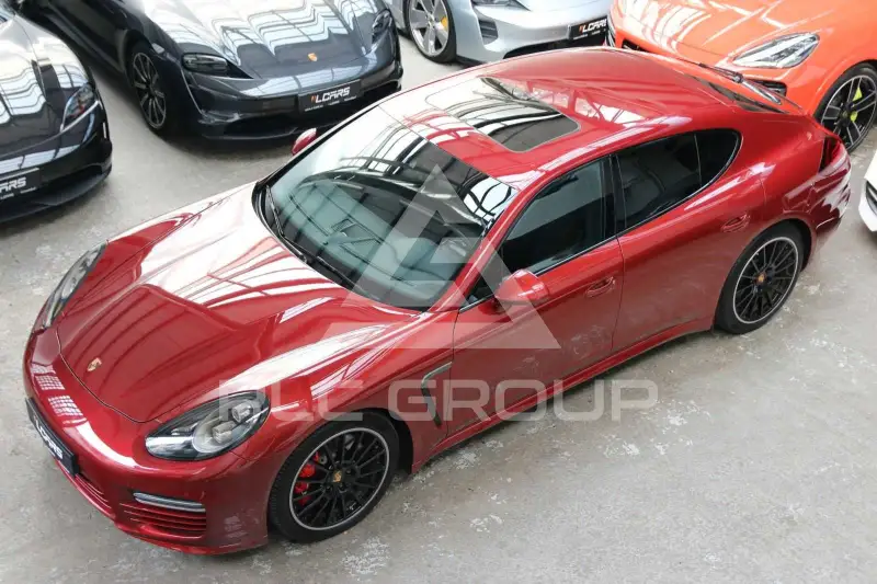 2016 Porsche Panamera