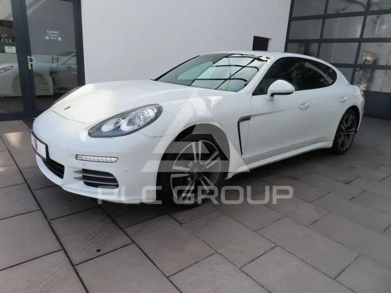 2016 Porsche Panamera