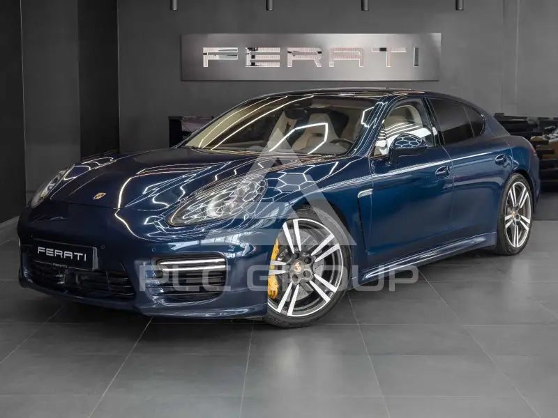 2016 Porsche Panamera