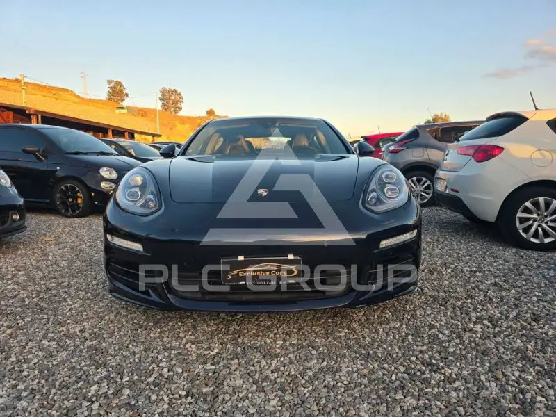2016 Porsche Panamera