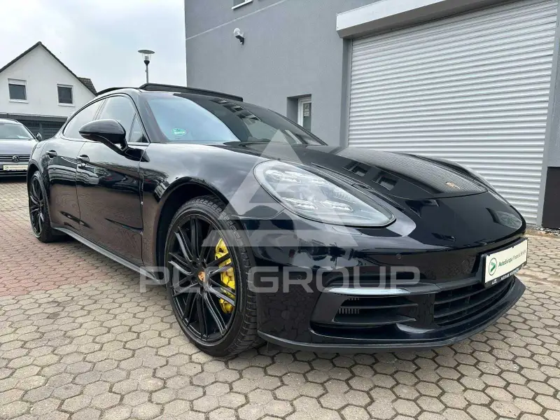 2016 Porsche Panamera