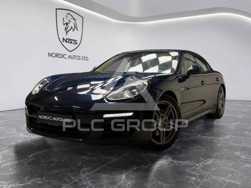 2016 Porsche Panamera