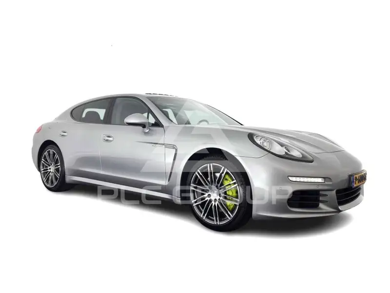 2016 Porsche Panamera