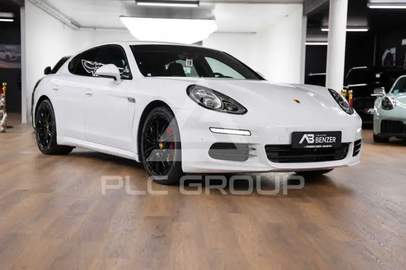 2016 Porsche Panamera