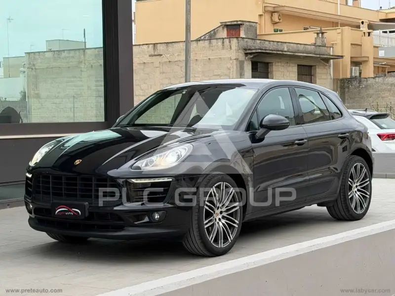 2016 Porsche MACAN