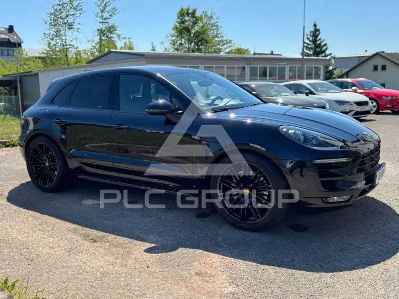 2016 Porsche MACAN