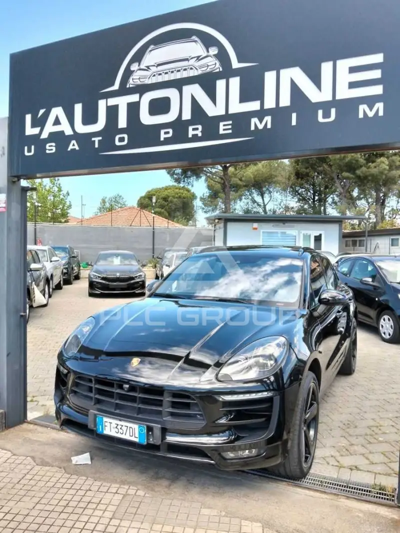 2016 Porsche MACAN
