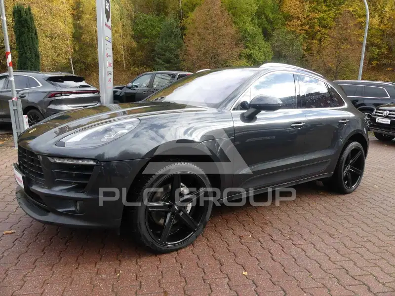2016 Porsche MACAN