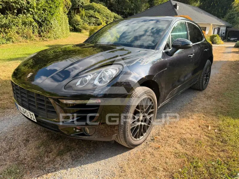 2016 Porsche MACAN