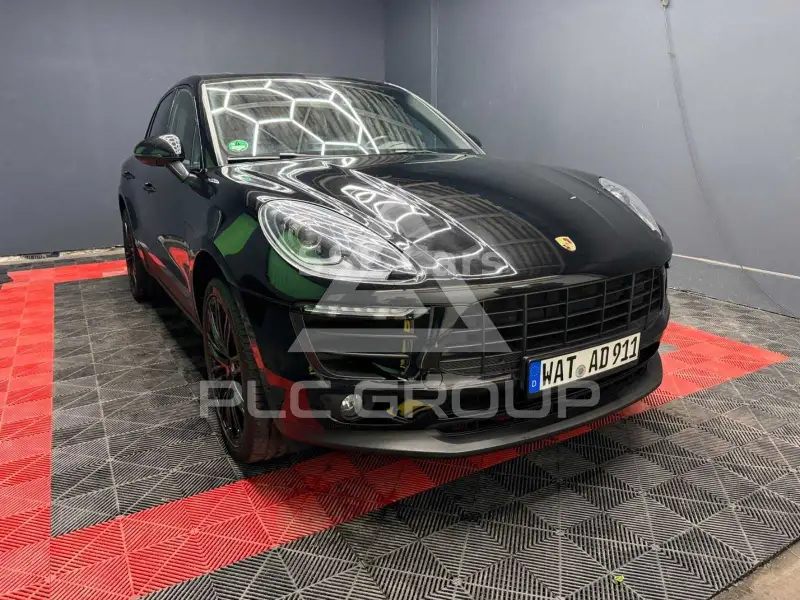2016 Porsche MACAN