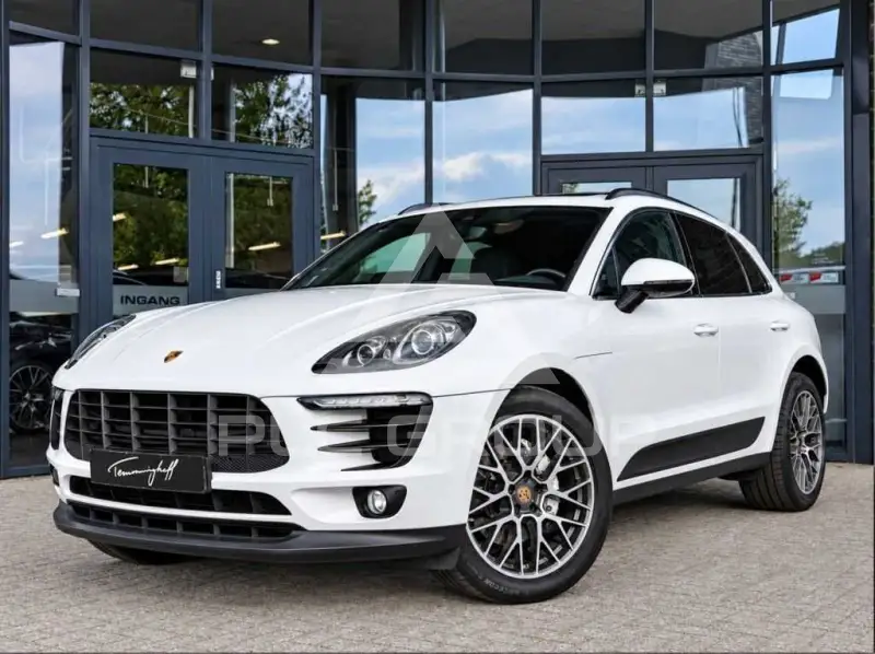 2016 Porsche MACAN