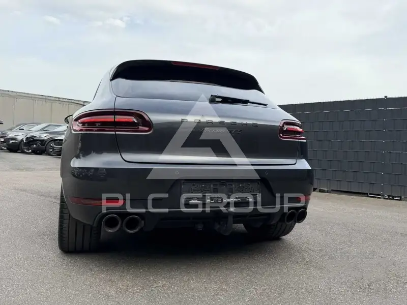 2016 Porsche MACAN