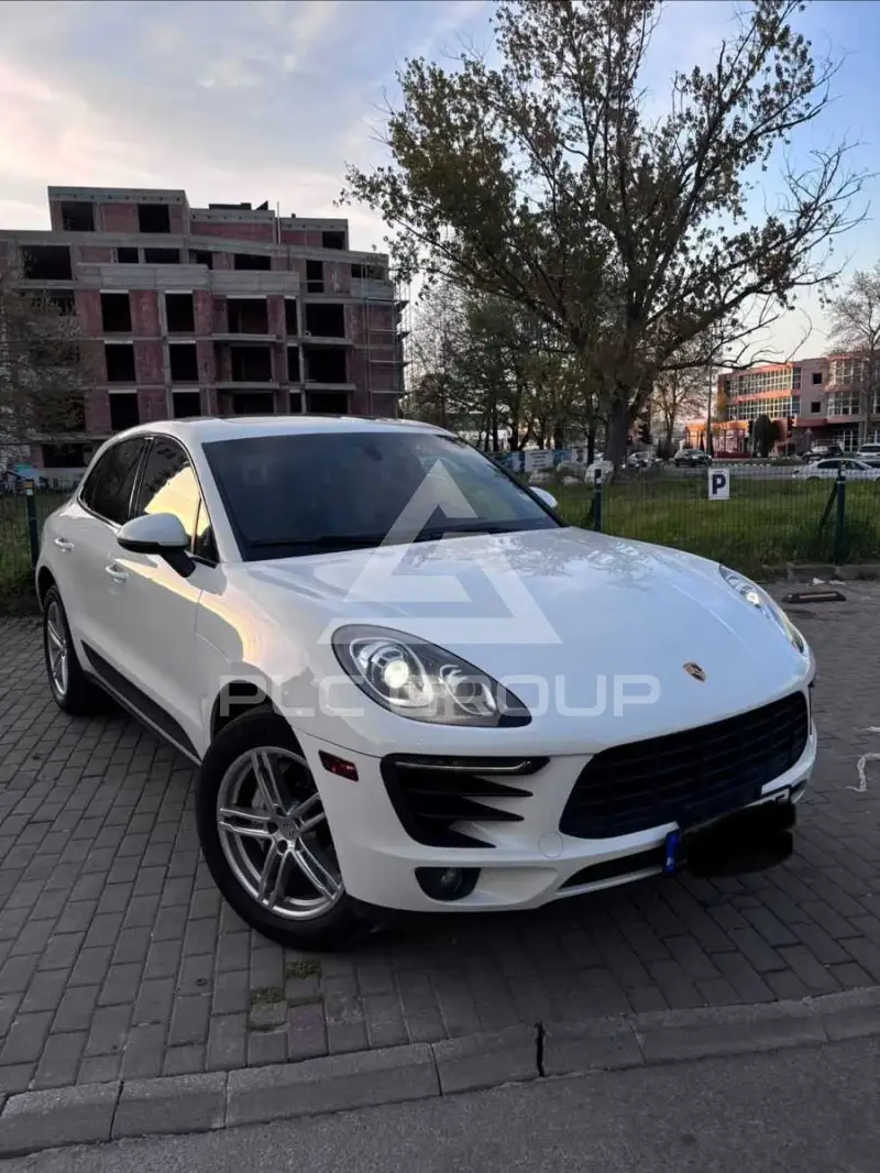 2016 Porsche MACAN