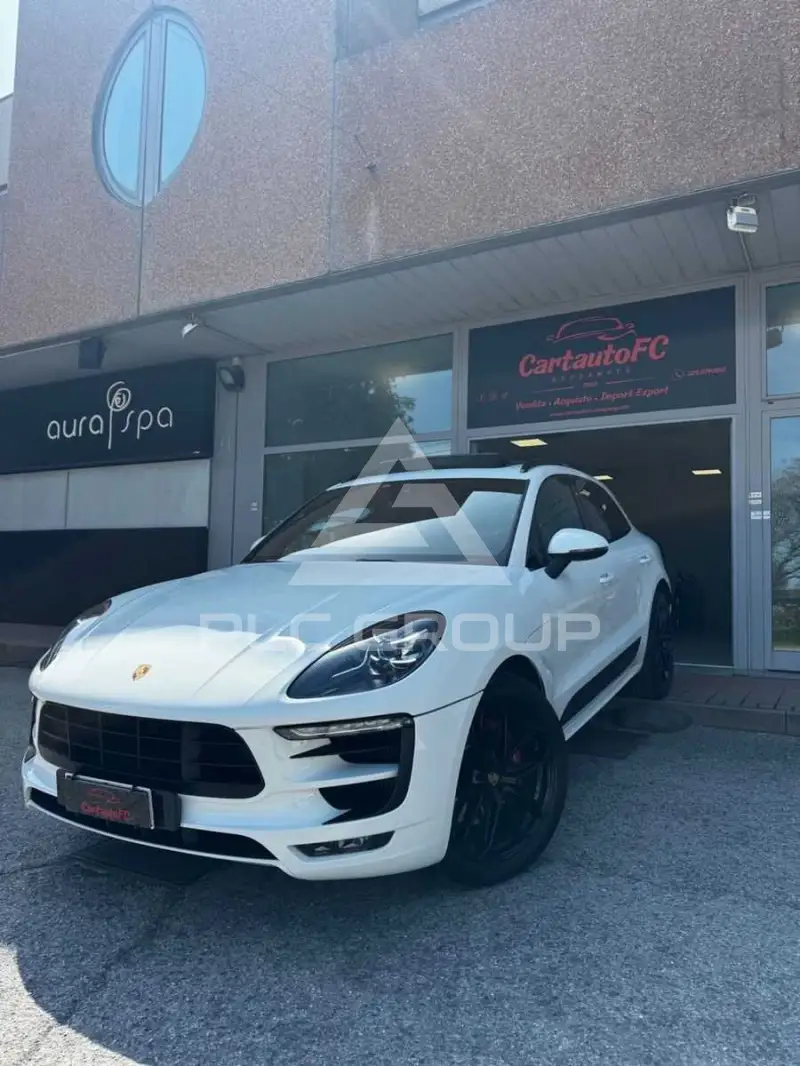 2016 Porsche MACAN