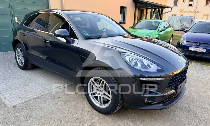 2016 Porsche MACAN
