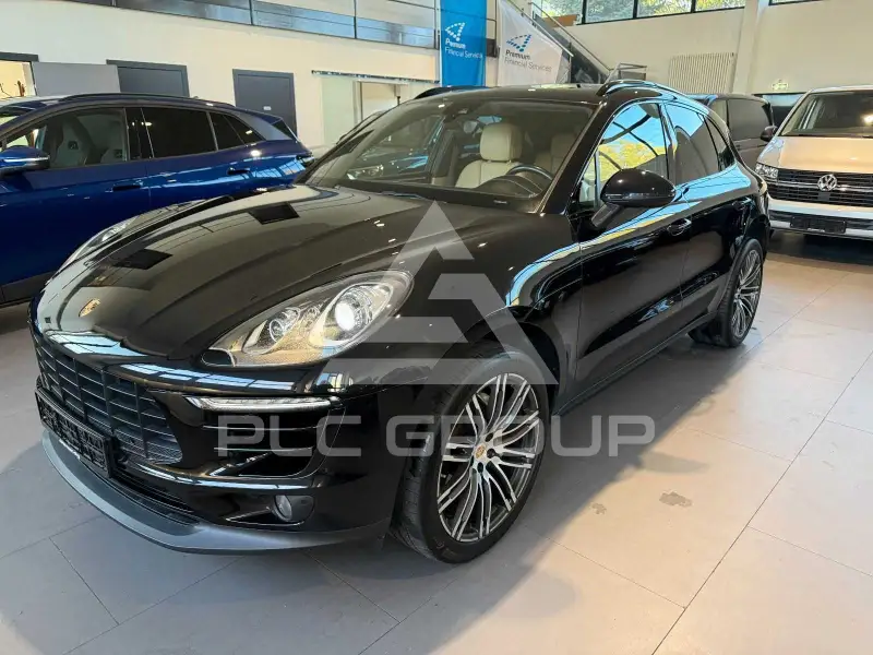 2016 Porsche MACAN
