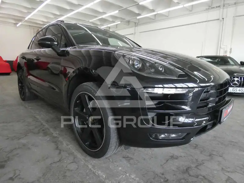 2016 Porsche MACAN