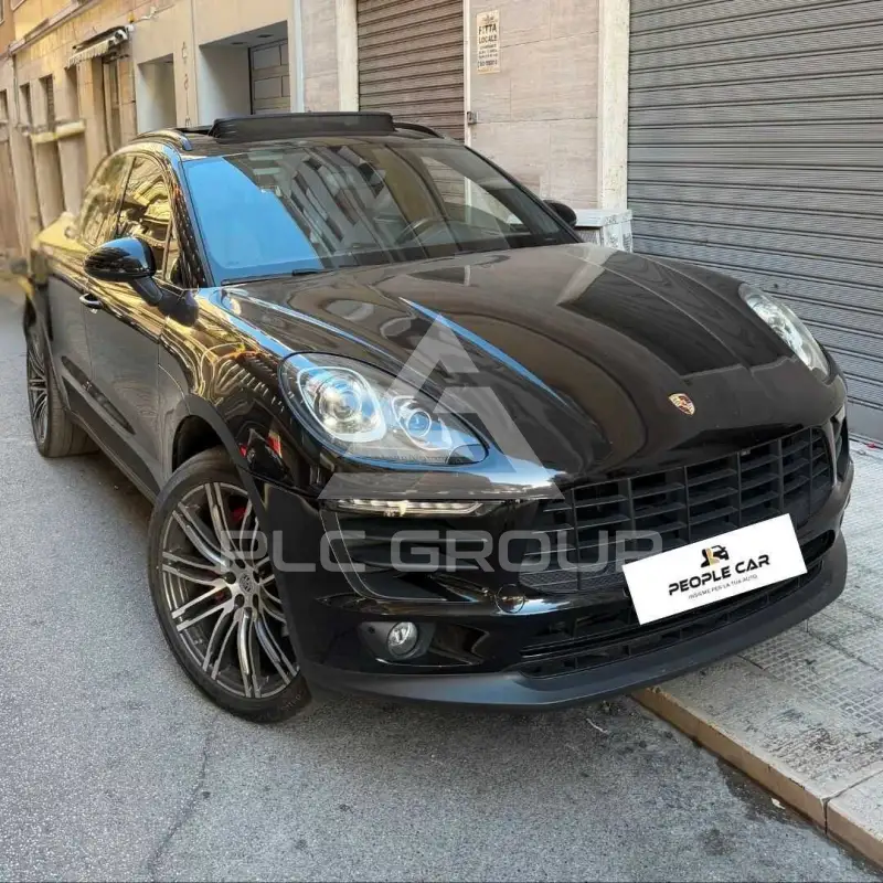 2016 Porsche MACAN
