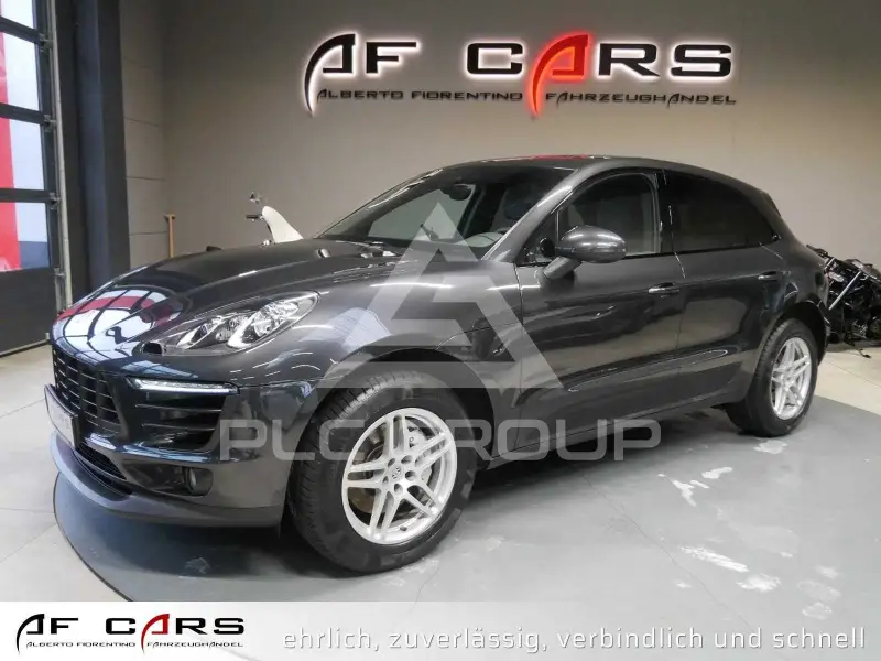 2016 Porsche MACAN