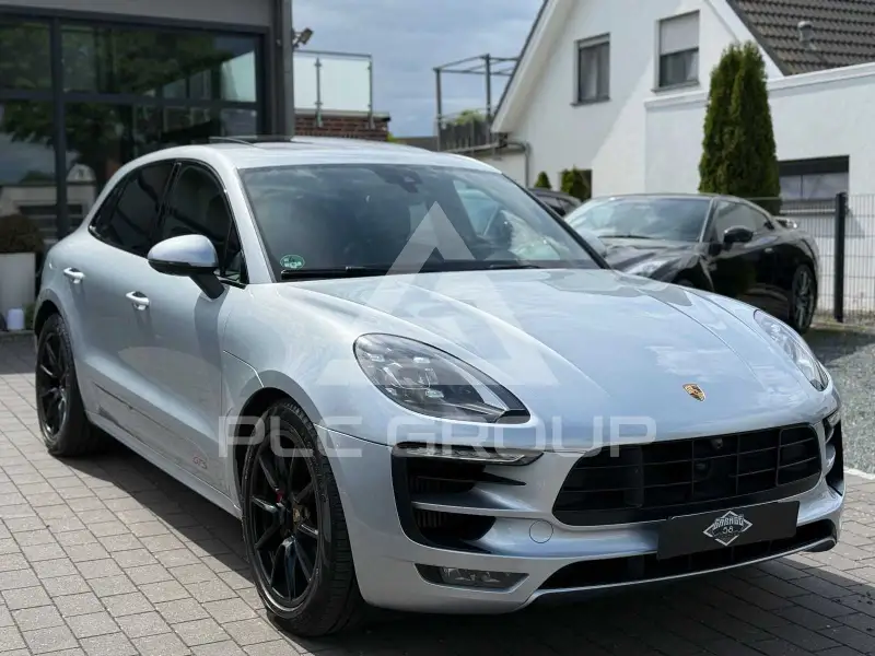 2016 Porsche MACAN