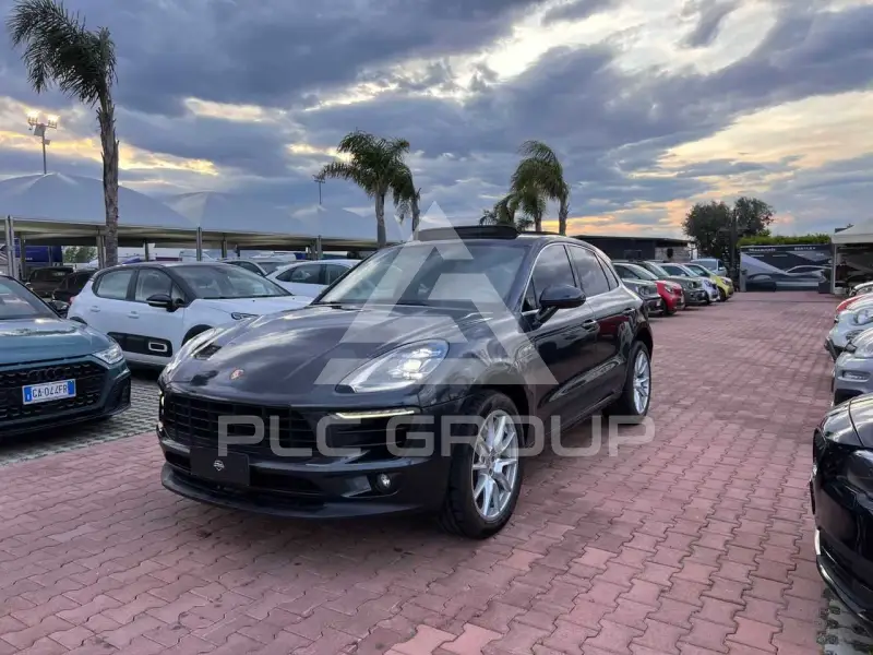 2016 Porsche MACAN