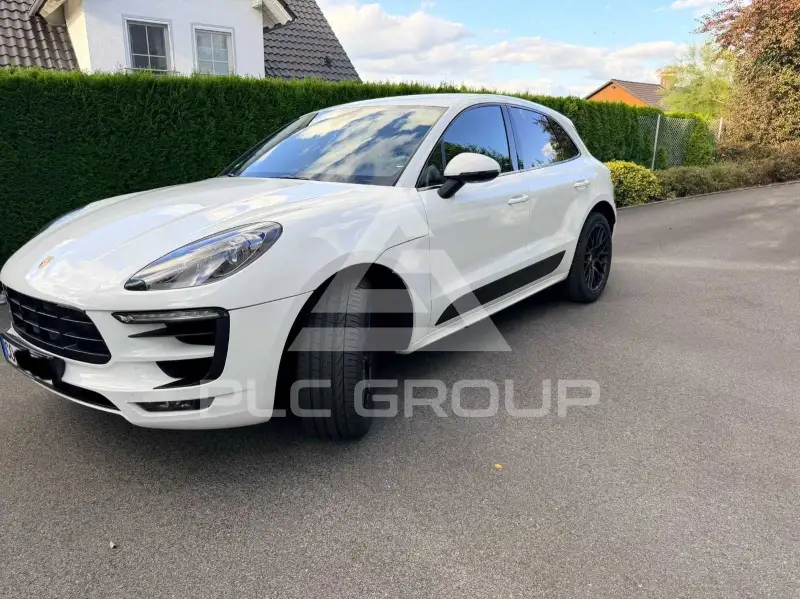 2016 Porsche MACAN