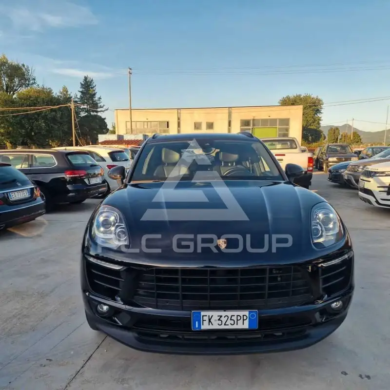2016 Porsche MACAN